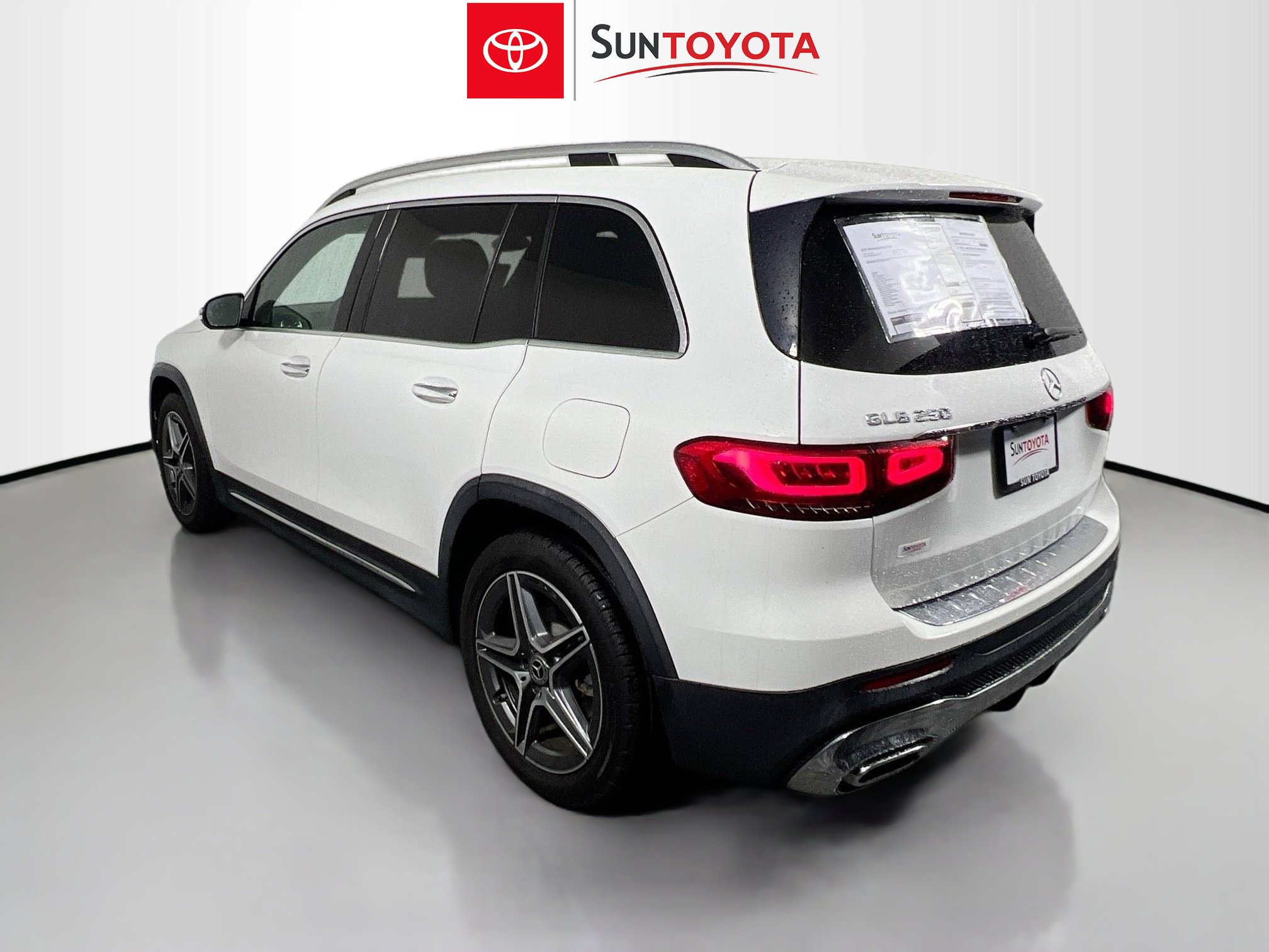 Used 2021 Mercedes-Benz GLB 250 image 6