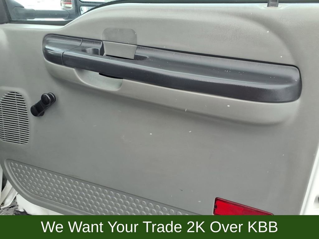 Used 2006 Ford F450 XLT image 21