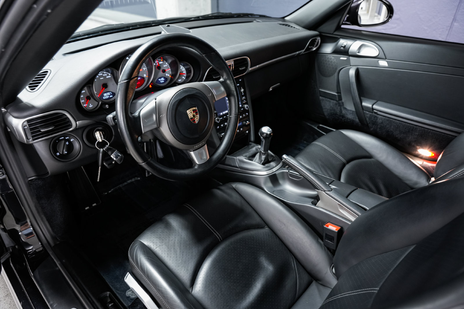 Used 2009 Porsche 911 Carrera S RWD image 9
