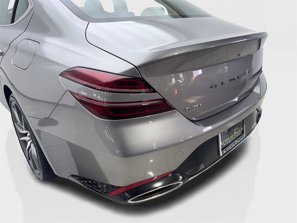 Used 2025 Genesis G70 2.5T image 19