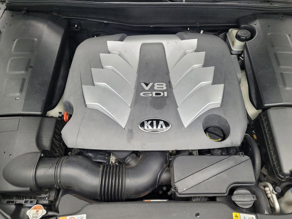 Used 2015 Kia K900 Premium w/ Interior Highline Package image 30