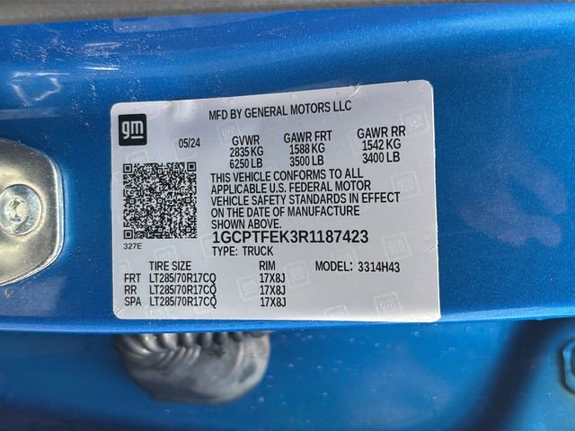 Used 2024 Chevrolet Colorado ZR2 w/ ZR2 Convenience Package III AWD/4WD image 28