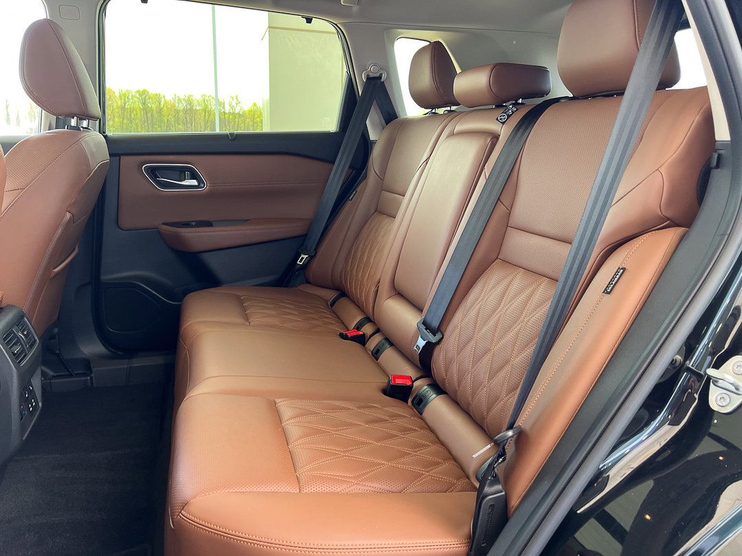 Used 2024 Nissan Rogue Platinum w/ Platinum Premium Package image 29