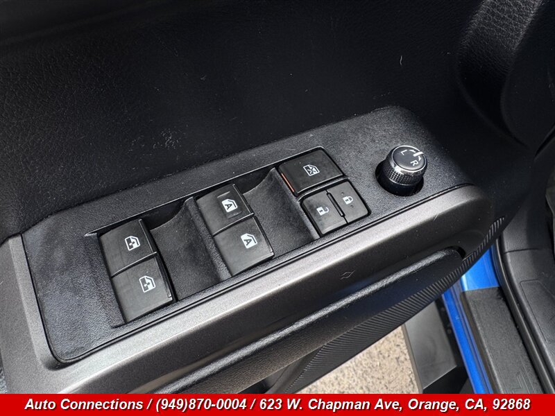 Used 2017 Toyota Tacoma TRD Off-Road RWD image 23