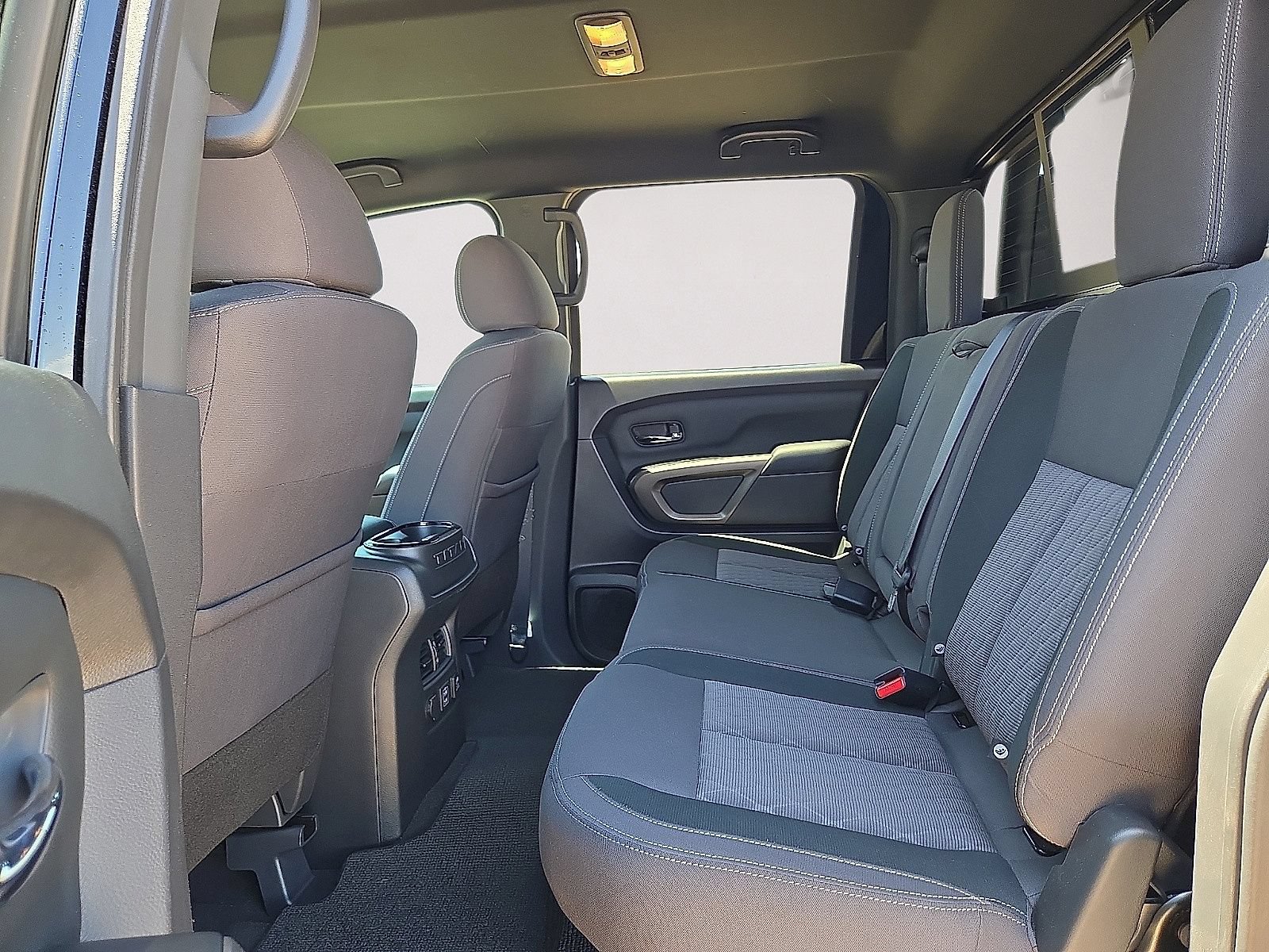Used 2024 Nissan Titan SV w/ SV Bronze Edition Package RWD image 15