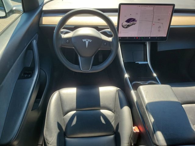 Used 2020 Tesla Model Y Long Range image 12