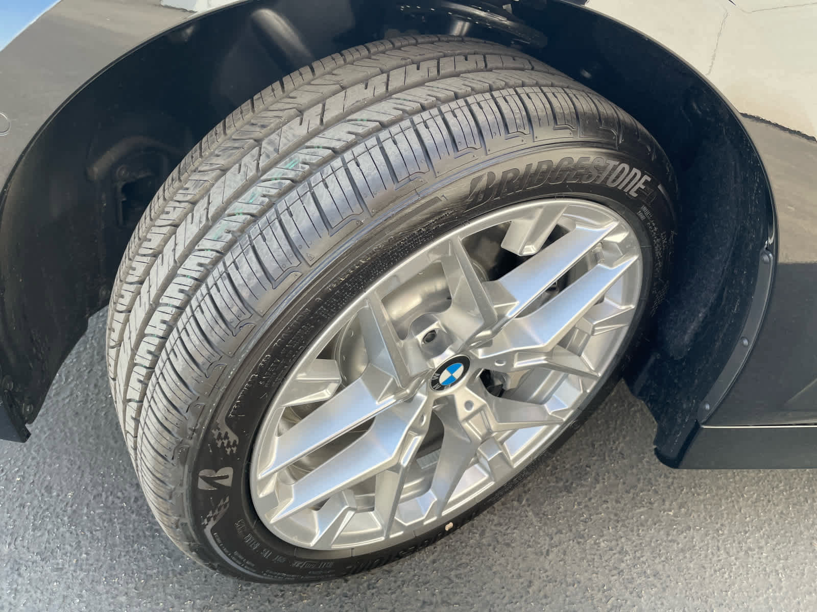 New 2025 BMW 330i Sedan w/ Convenience Package image 20