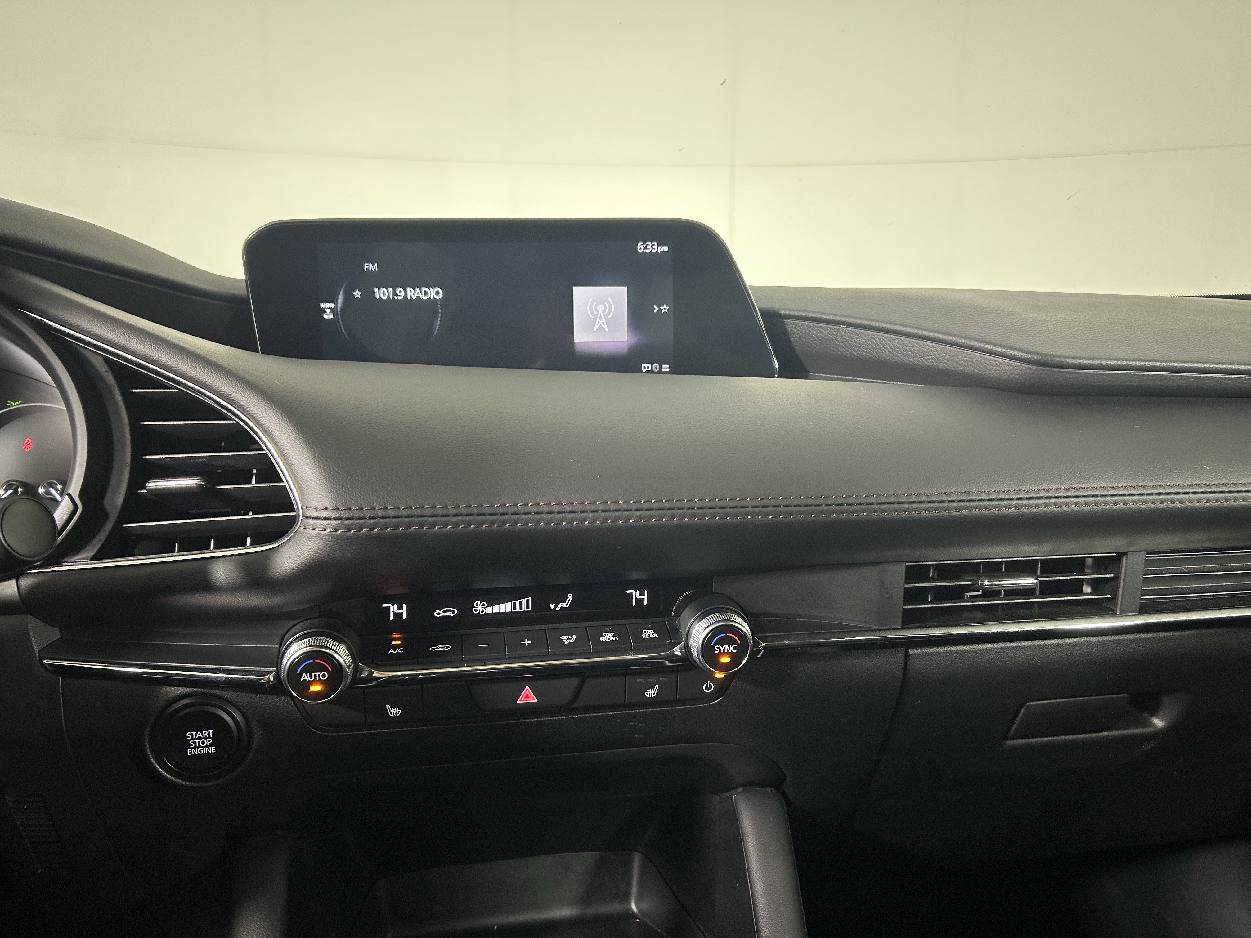 Used 2025 MAZDA MAZDA3 s image 23