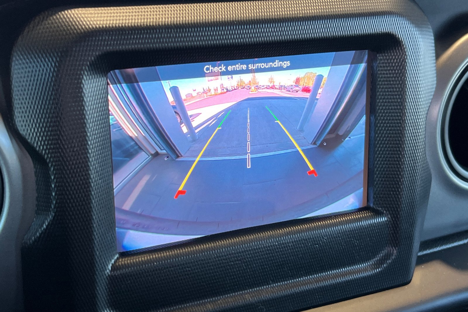 Used 2022 Jeep Wrangler Unlimited Sport image 19