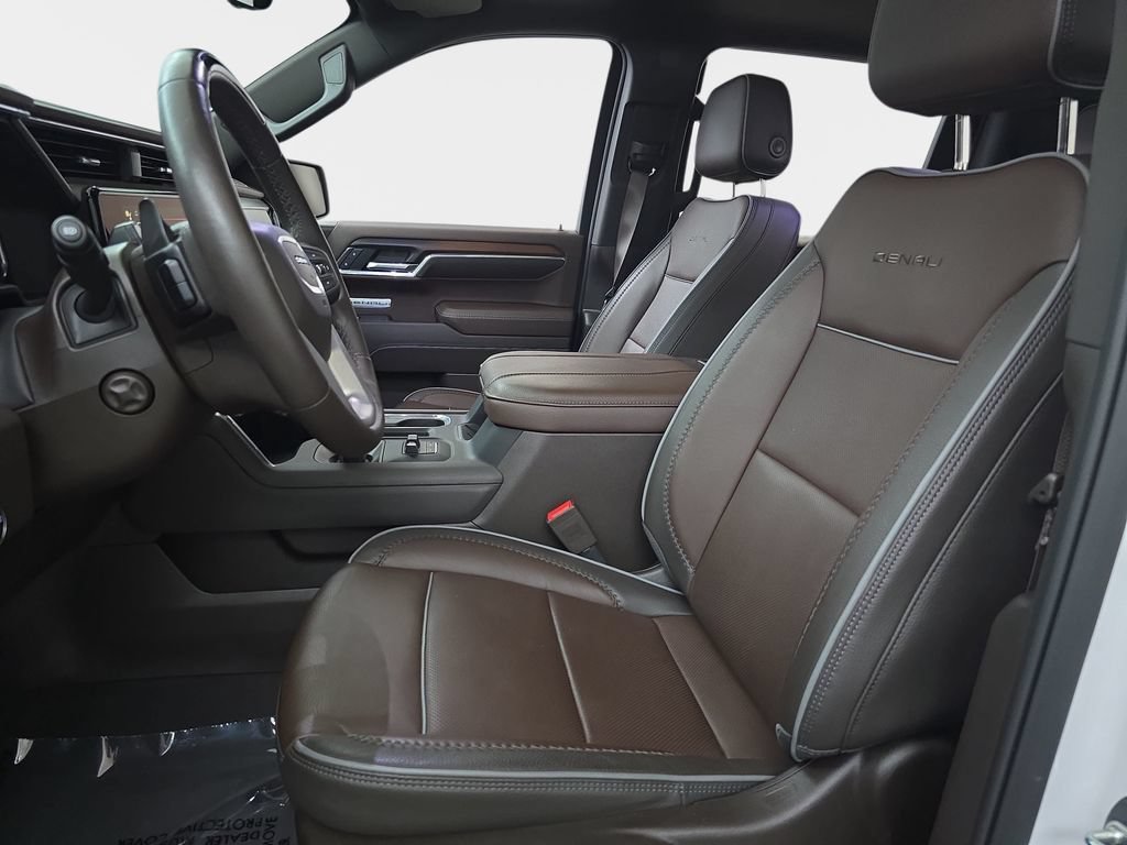 Used 2024 GMC Sierra 1500 Denali AWD/4WD image 17