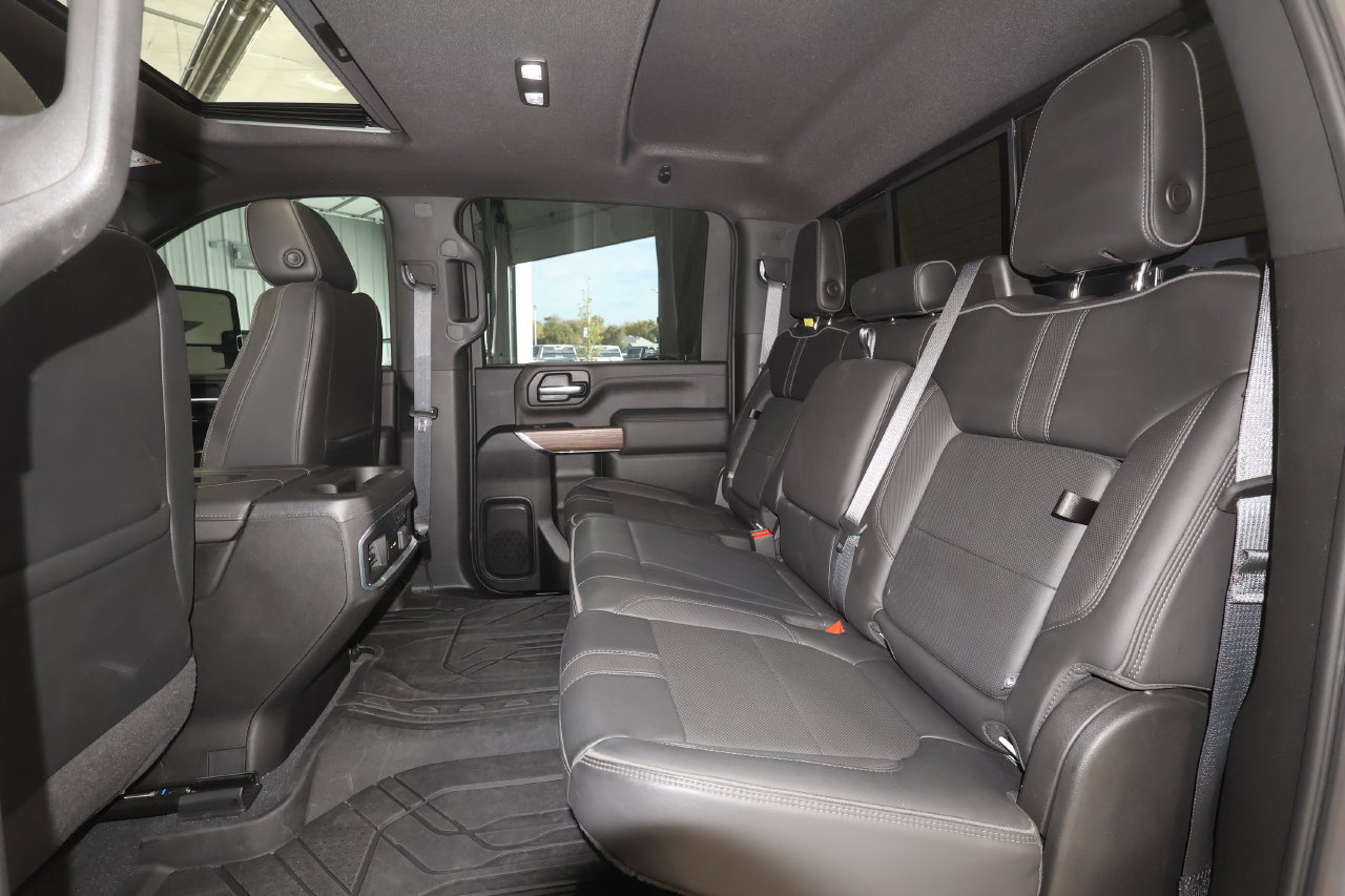Certified 2022 Chevrolet Silverado 3500 High Country AWD/4WD image 26
