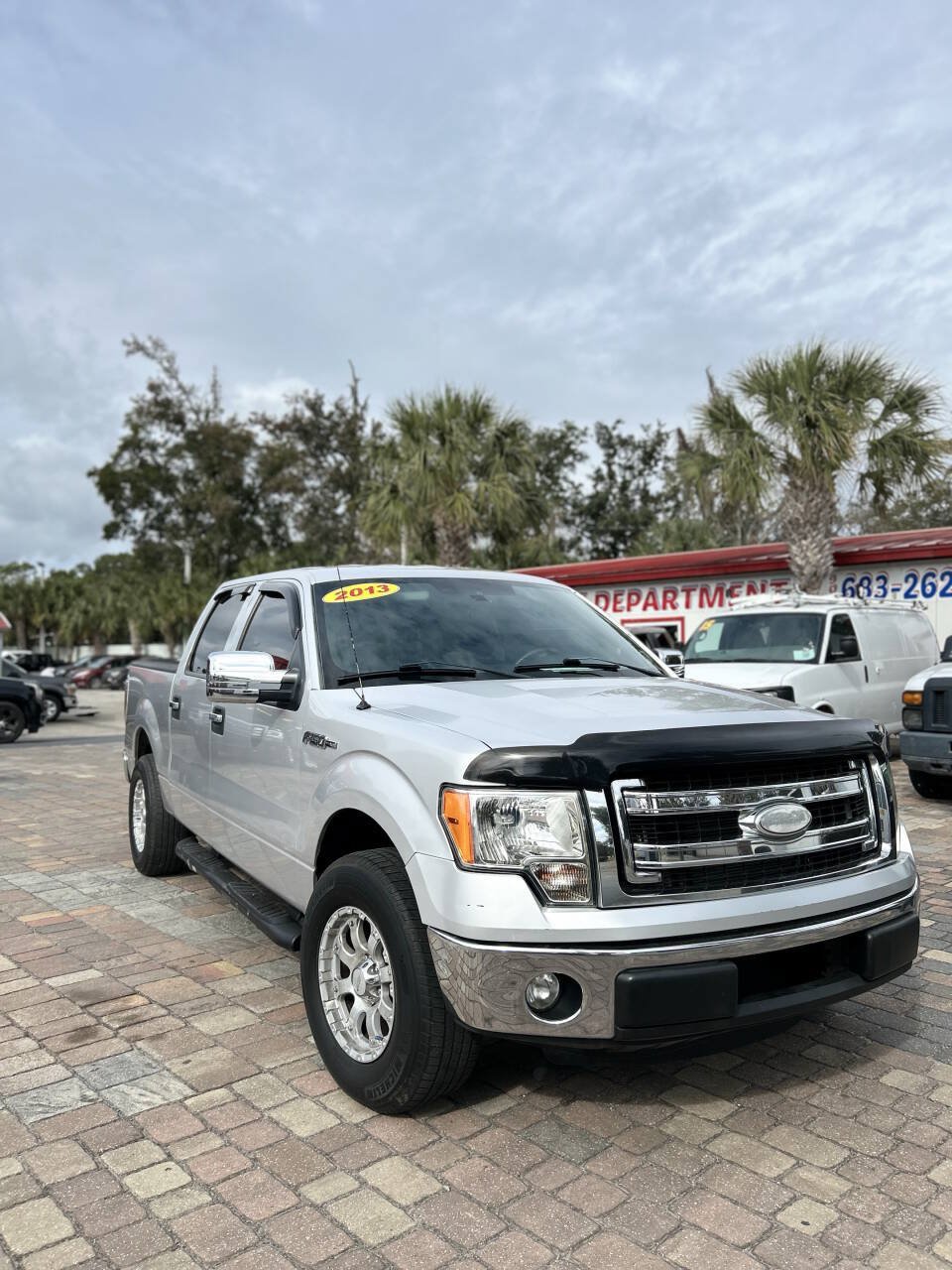 Used 2013 Ford F150 XLT RWD image 4