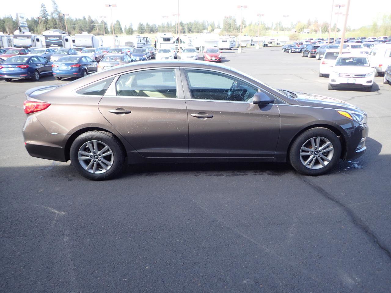 Used 2015 Hyundai Sonata SE FWD image 6