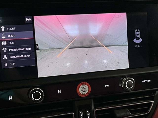 Certified 2025 Porsche Macan image 6