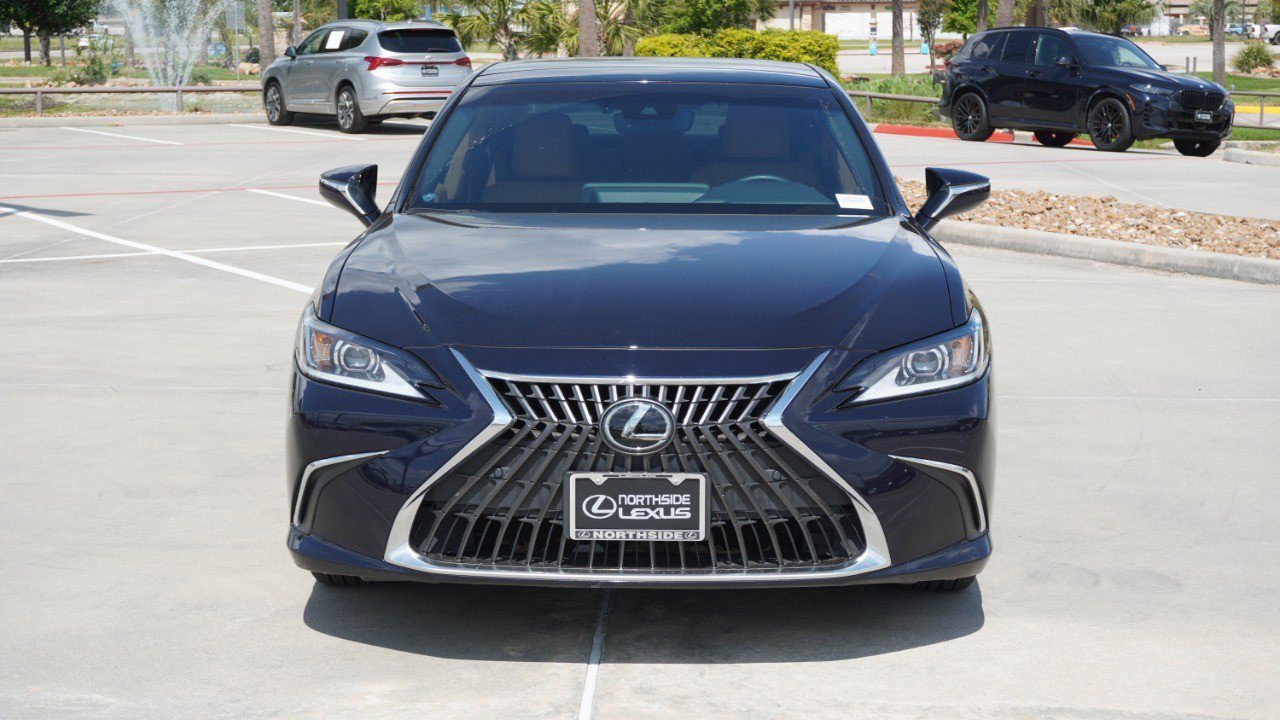 Used 2024 Lexus ES 350 w/ Premium Package image 2