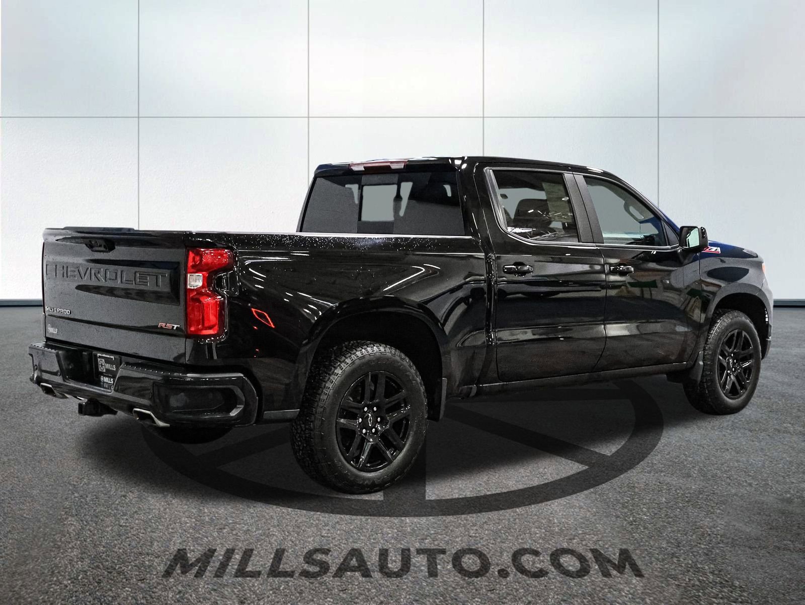 Certified 2024 Chevrolet Silverado 1500 RST w/ Convenience Package II image 8