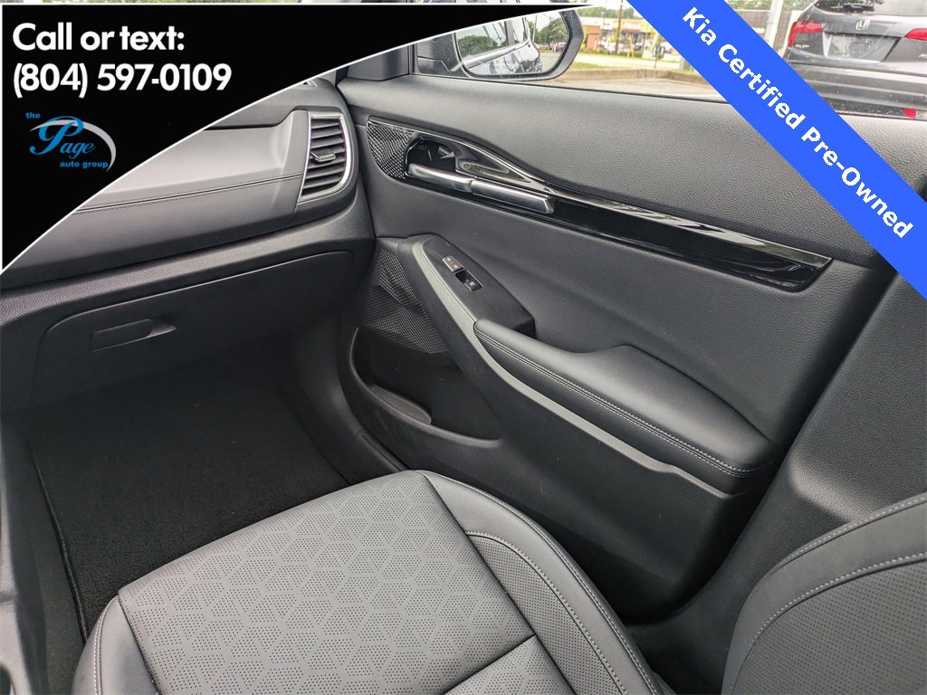 Used 2025 Kia Seltos EX image 17