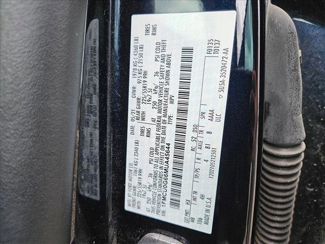 Used 2021 Ford Escape SE w/ SE Sport Appearance Package image 15