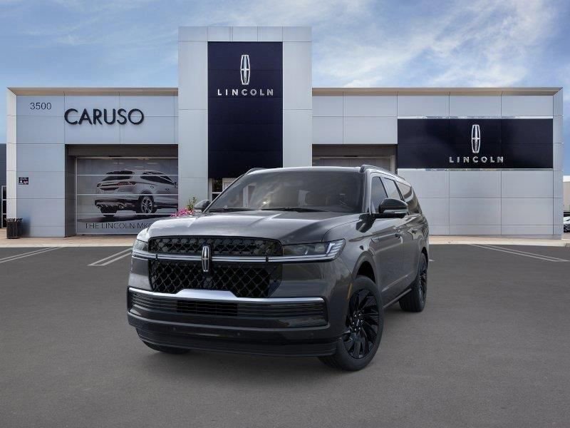 New 2026 Lincoln Navigator L Reserve AWD/4WD image 2