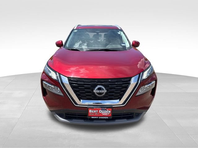Used 2022 Nissan Rogue SV w/ SV Premium Package FWD image 2