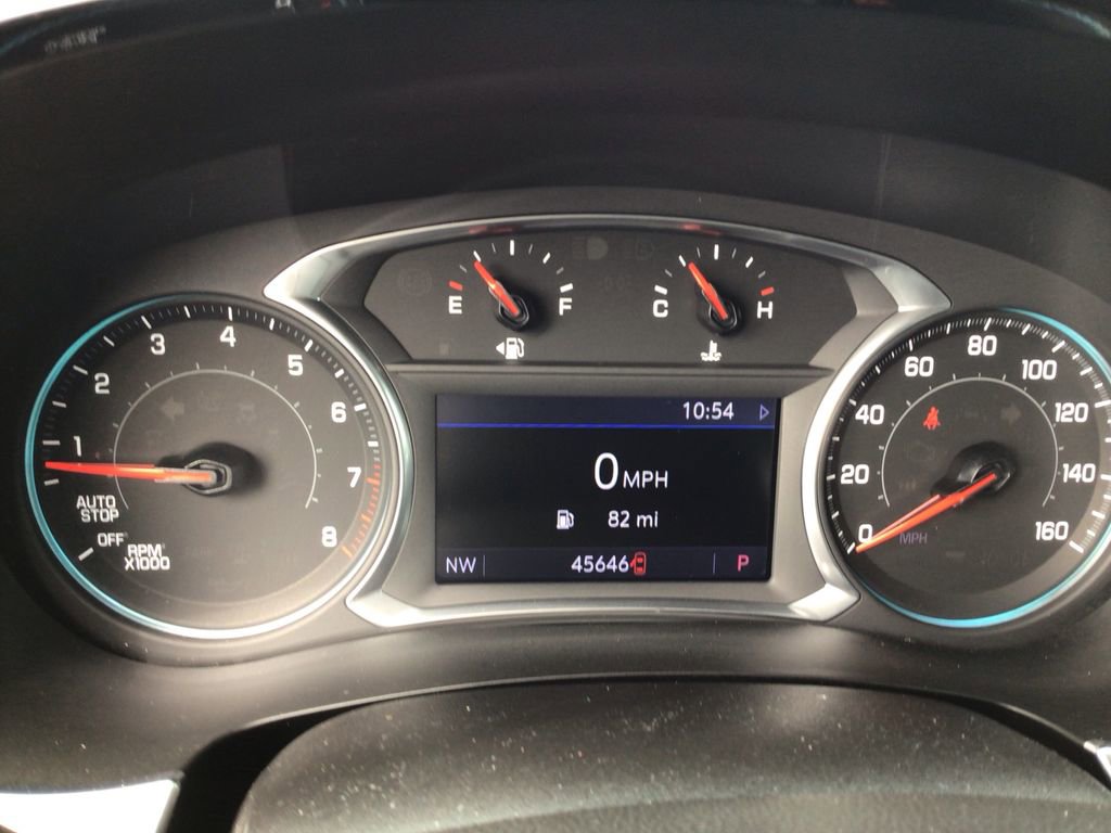 Used 2020 Chevrolet Traverse LT image 16