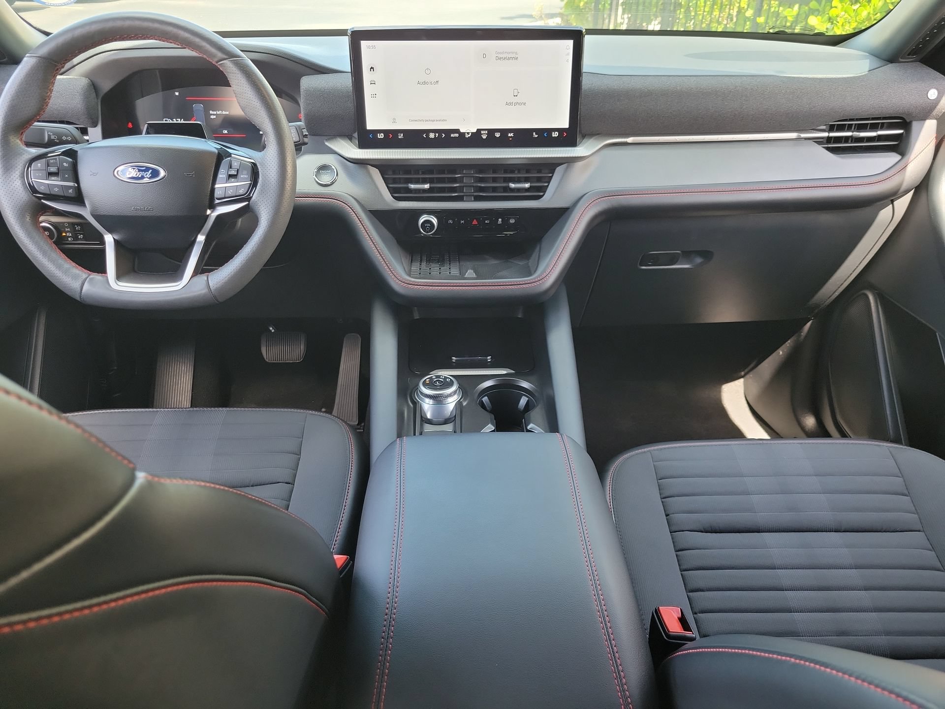 Used 2025 Ford Explorer ST-Line w/ Premium Package RWD image 15