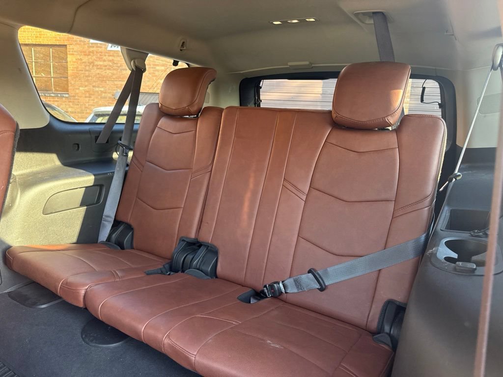 Used 2015 Cadillac Escalade ESV Luxury AWD/4WD image 8