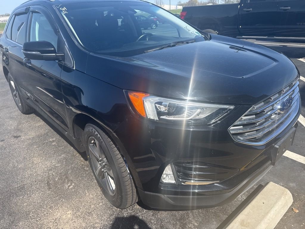 Used 2019 Ford Edge SEL w/ Equipment Group 201A FWD image 4