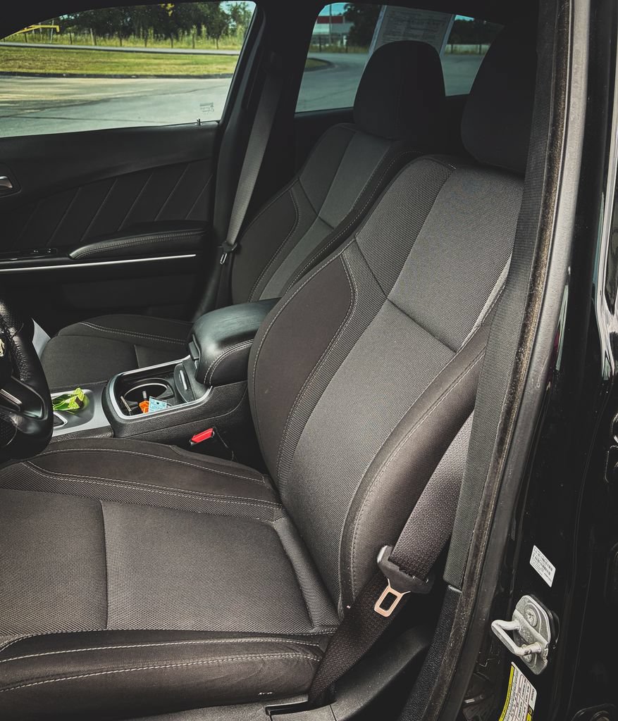 Used 2019 Dodge Charger SXT AWD/4WD image 18
