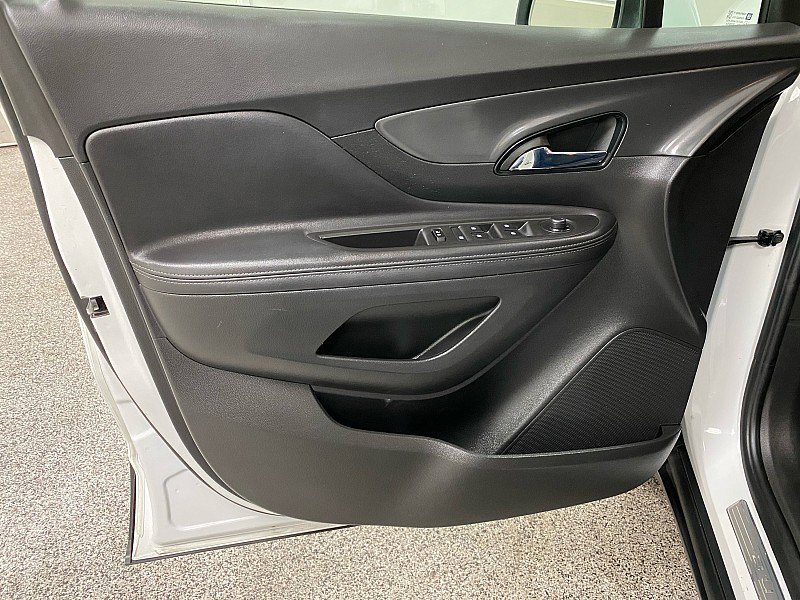 Used 2019 Buick Encore Preferred image 9