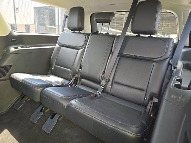 Used 2025 Ford Expedition Max Platinum AWD/4WD image 13