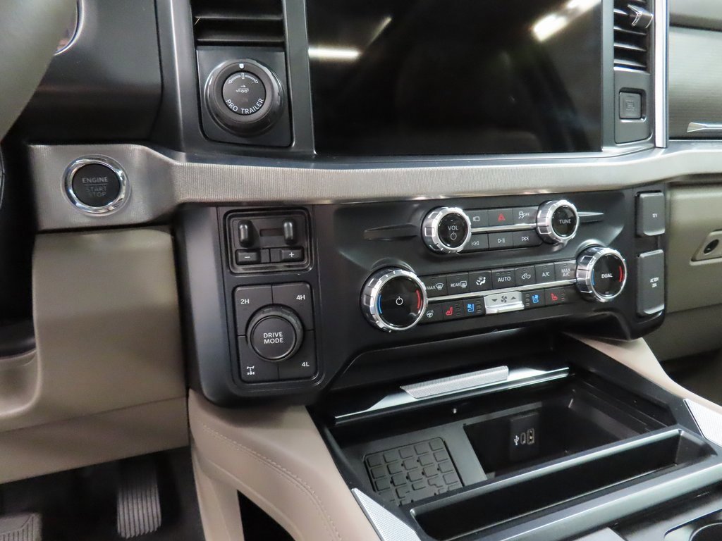 Used 2025 Ford F250 Platinum w/ Platinum Plus Package image 68