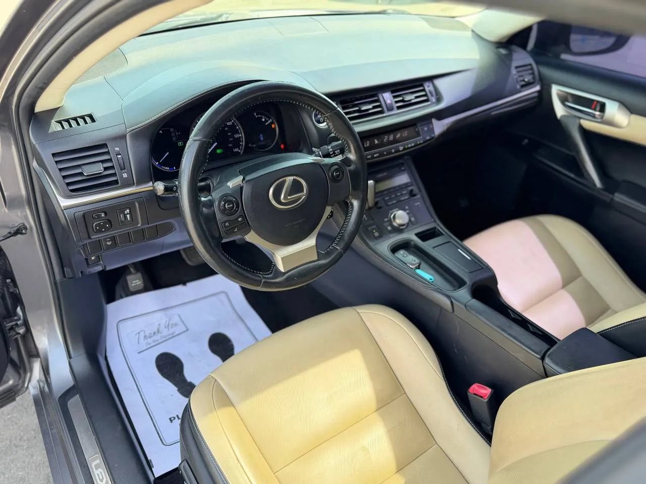 Used 2014 Lexus CT 200h image 23