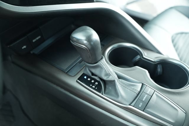 Used 2023 Toyota Camry SE FWD image 35