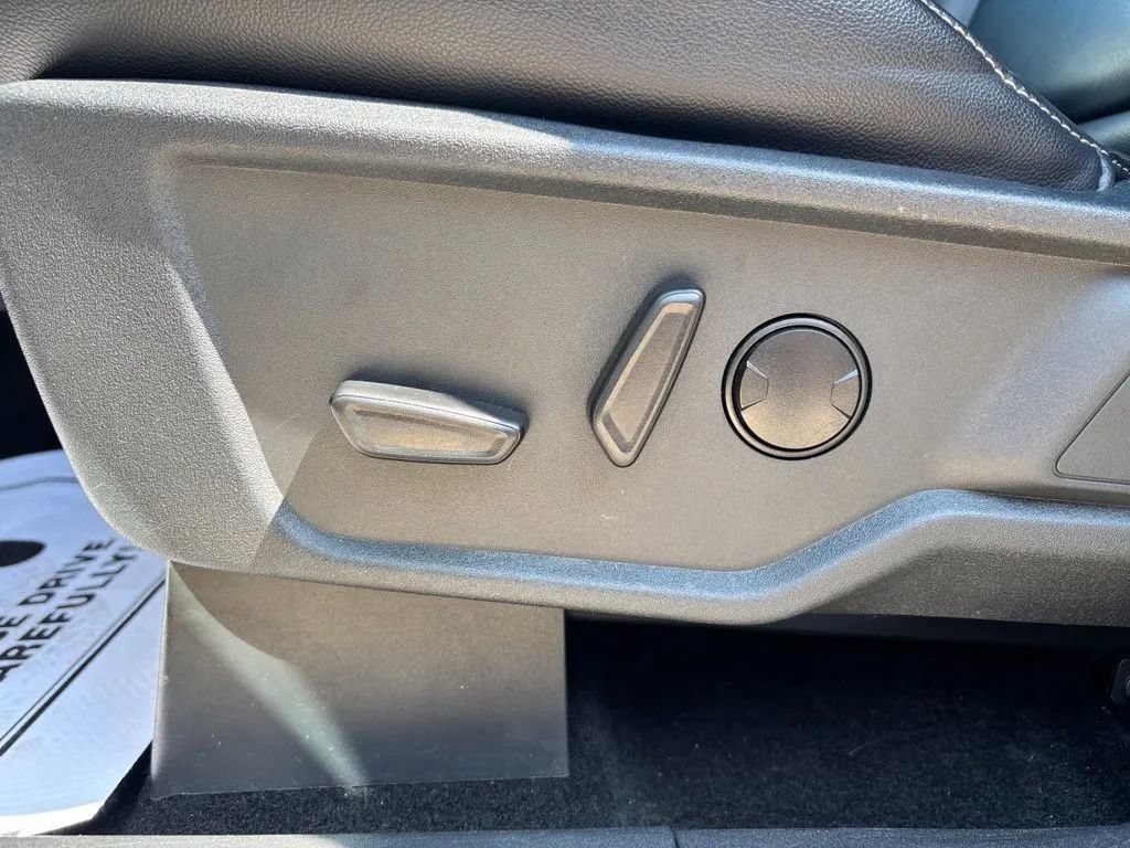 Used 2025 Ford Bronco Outer Banks AWD/4WD image 19