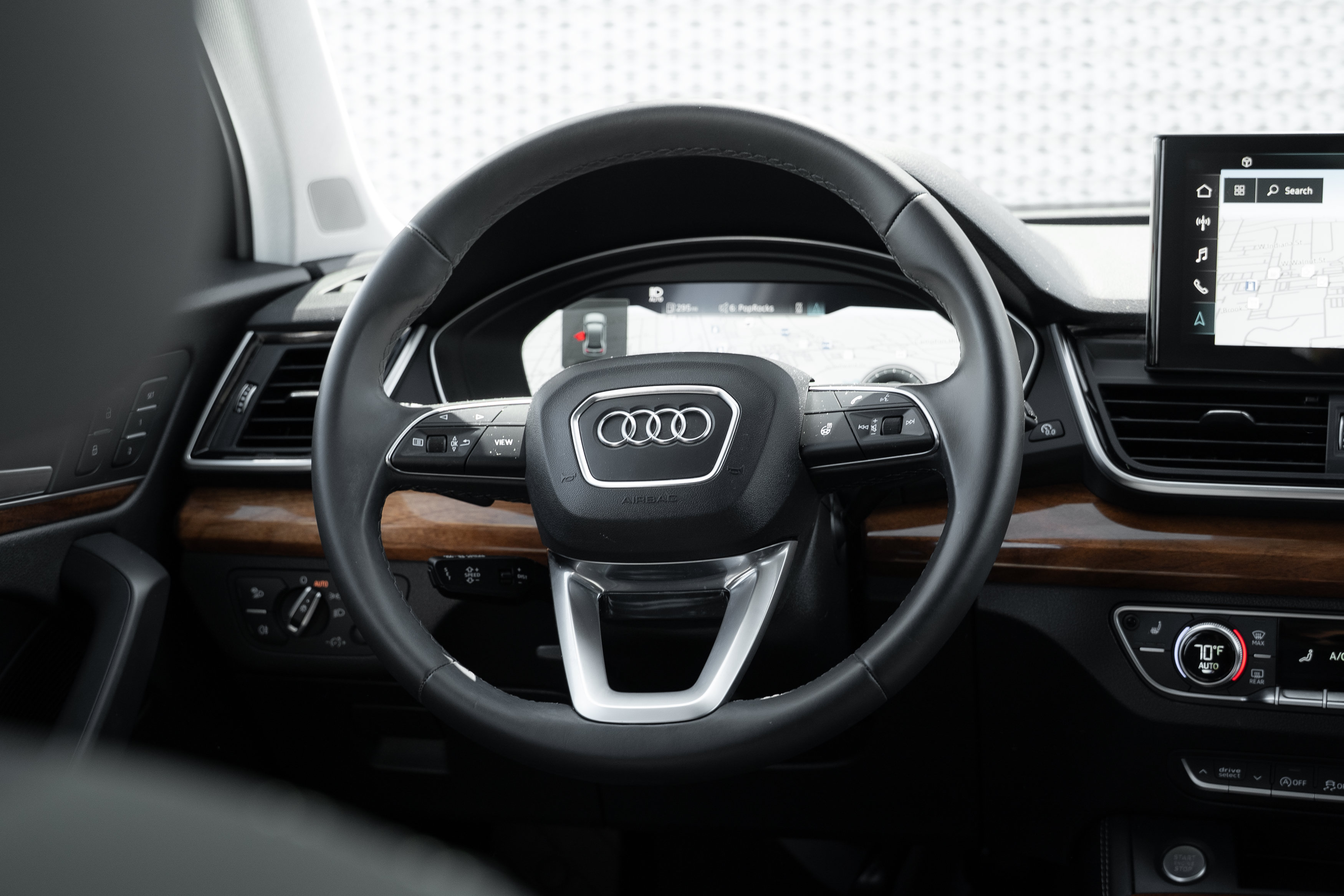 Certified 2023 Audi Q5 2.0T Premium Plus w/ Premium Plus Package AWD/4WD image 9