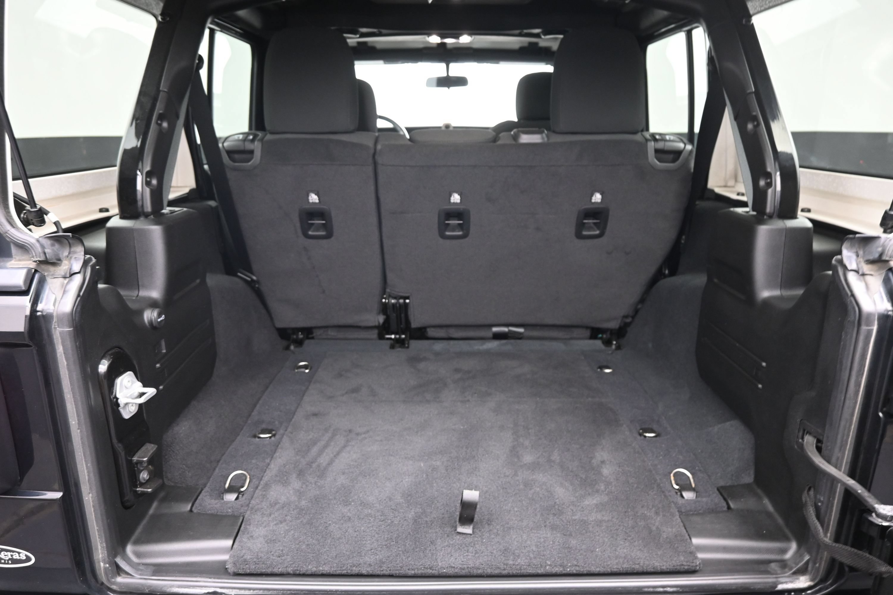 Used 2022 Jeep Wrangler Unlimited Sport AWD/4WD image 21