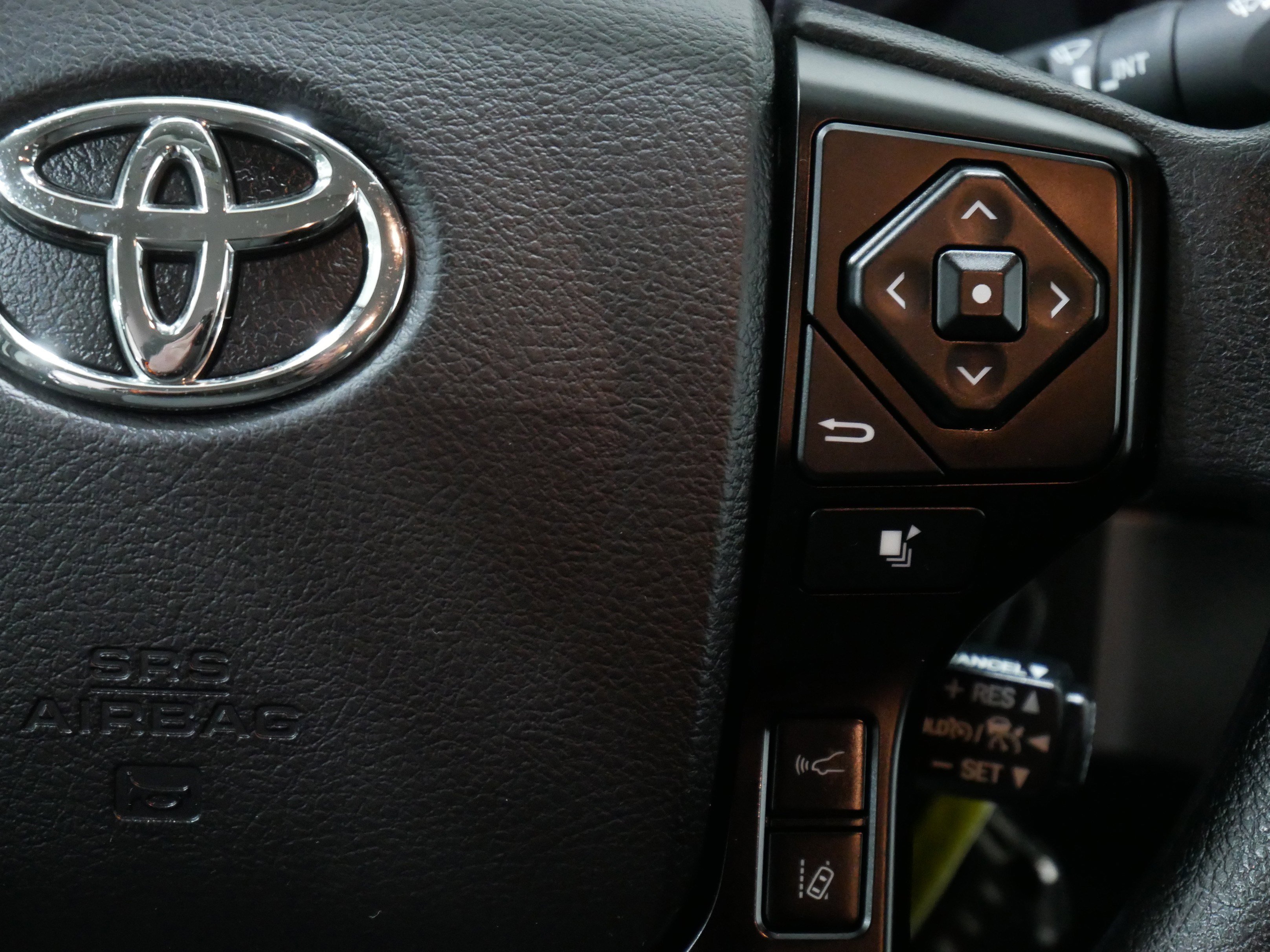 Used 2022 Subaru Outback Limited XT image 38