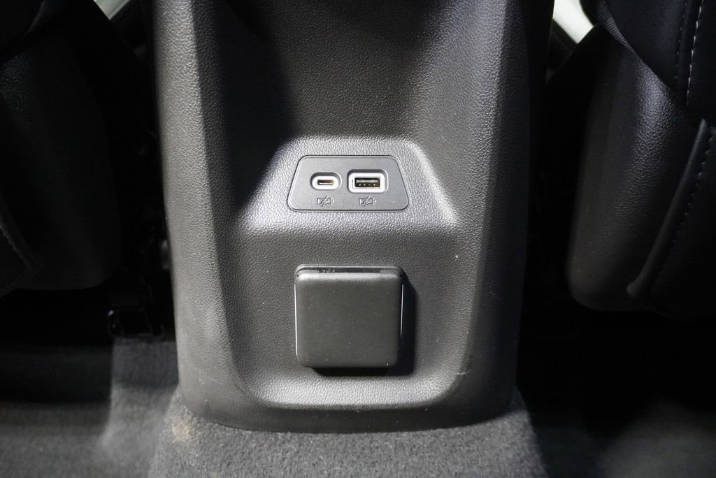 Used 2021 Buick Envision Avenir w/ Technology Package II image 10