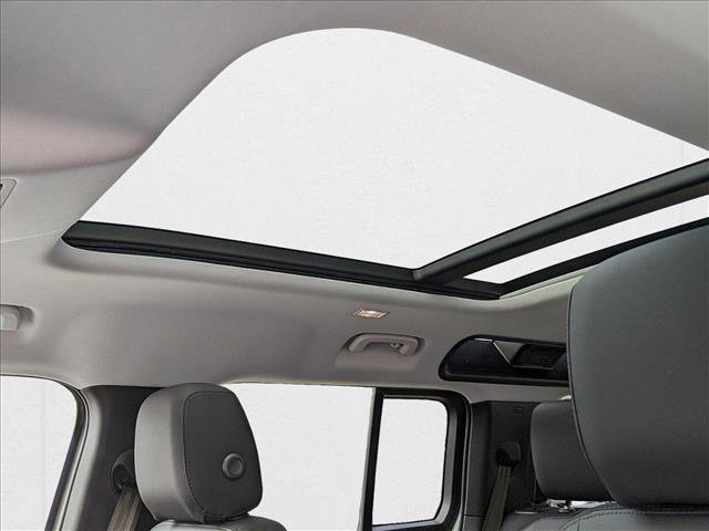 New 2025 Land Rover Defender 110 S image 15