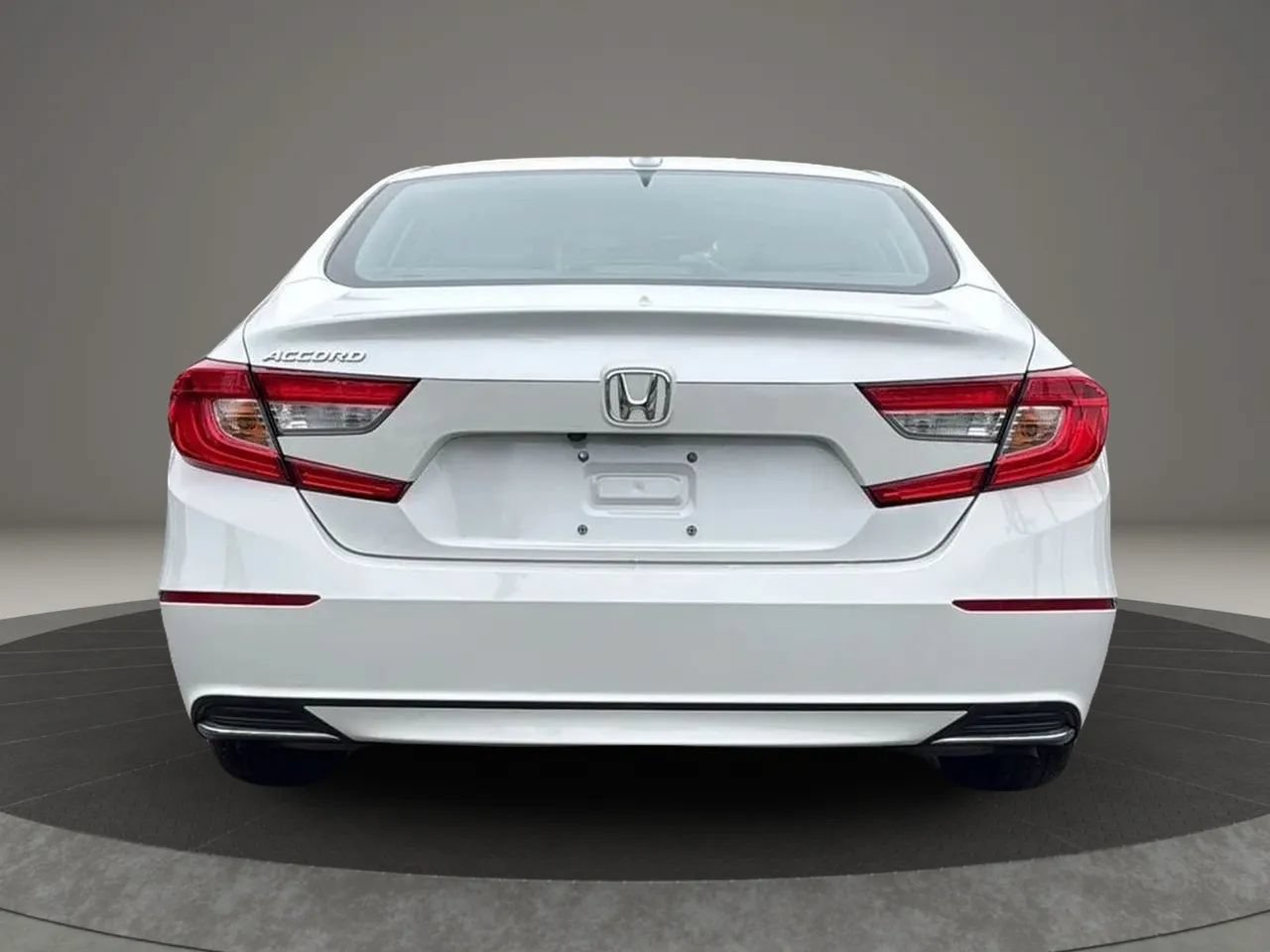 Used 2018 Honda Accord EX-L image 5