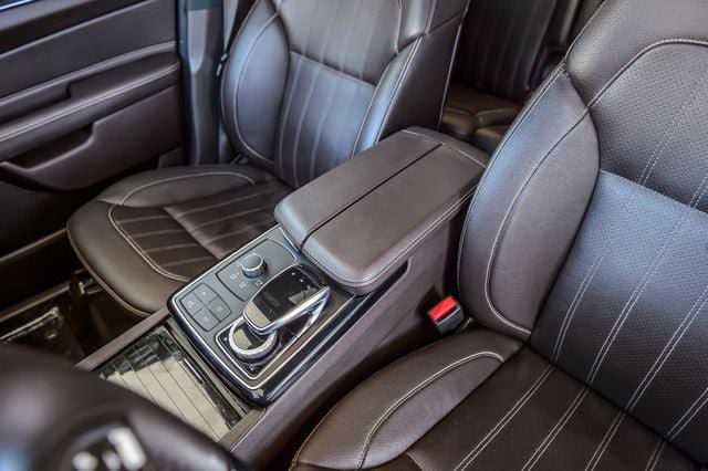 Used 2018 Mercedes-Benz GLS 450 4MATIC w/ Premium Package image 38