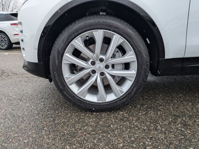 New 2026 Land Rover Discovery Dynamic SE image 21