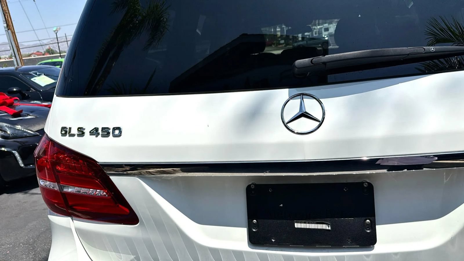 Used 2018 Mercedes-Benz GLS 450 4MATIC w/ Premium Package image 7