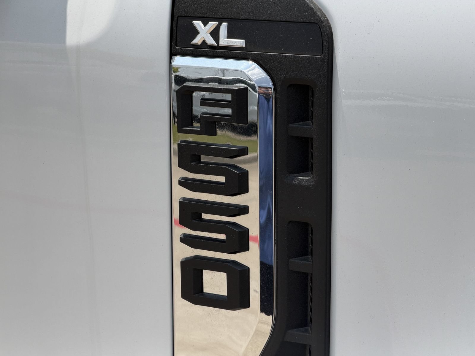 New 2026 Ford F550 4x4 Regular Cab Super Duty image 9
