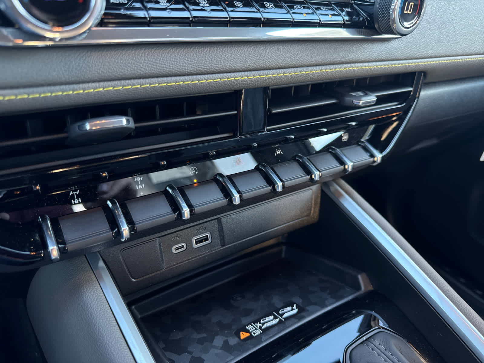 New 2026 Chevrolet Colorado ZR2 w/ ZR2 Bison Edition image 25