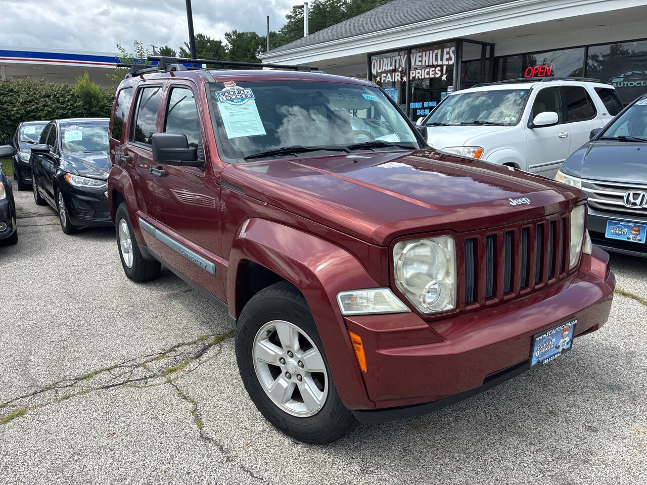 Used 2009 Jeep Liberty Sport w/ Popular Equipment Group AWD/4WD image 1