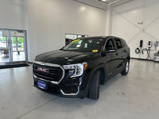 Used 2023 GMC Terrain SLE FWD image 10