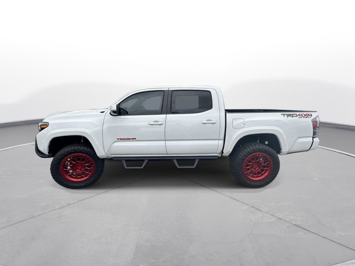 Used 2021 Toyota Tacoma TRD Sport w/ TRD Premium Sport Package AWD/4WD image 9