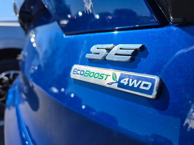 Used 2017 Ford Escape SE w/ Equipment Group 201A image 6